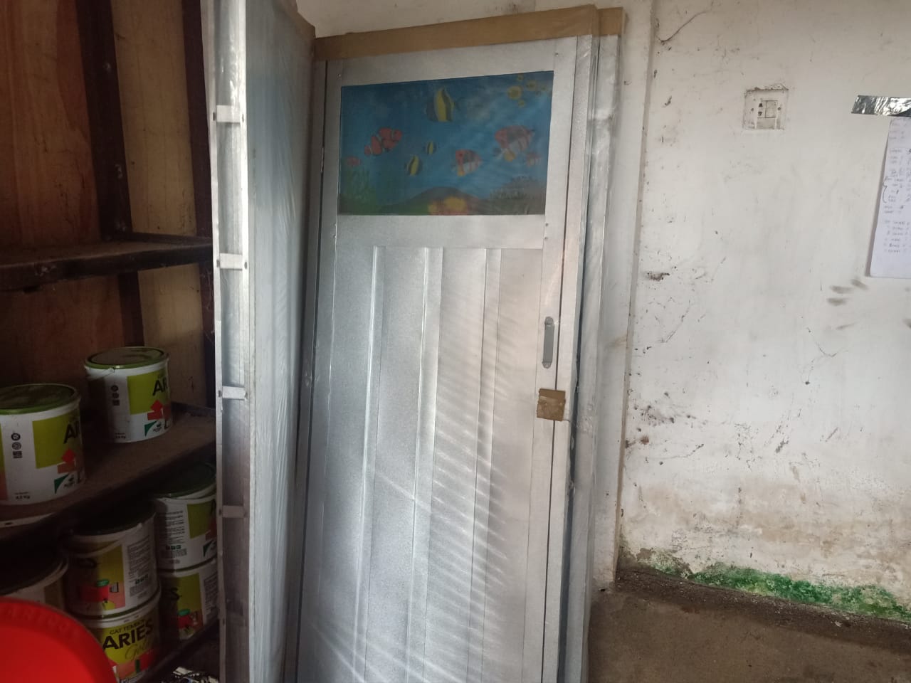 Jual Kebutuhan Sekolah Pintu  WC  dari penerbit Lainnya 